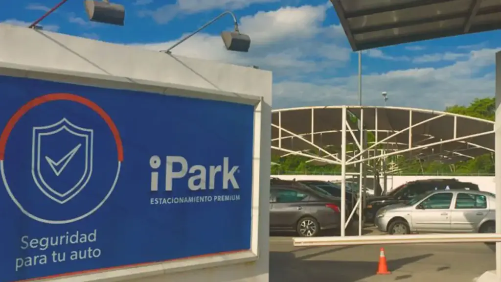 Estacionamiento iPark Cancún